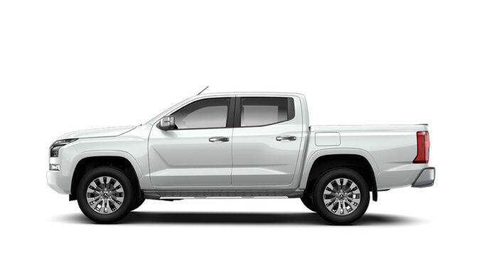 Mitsubishi Triton 2WD AT Premium